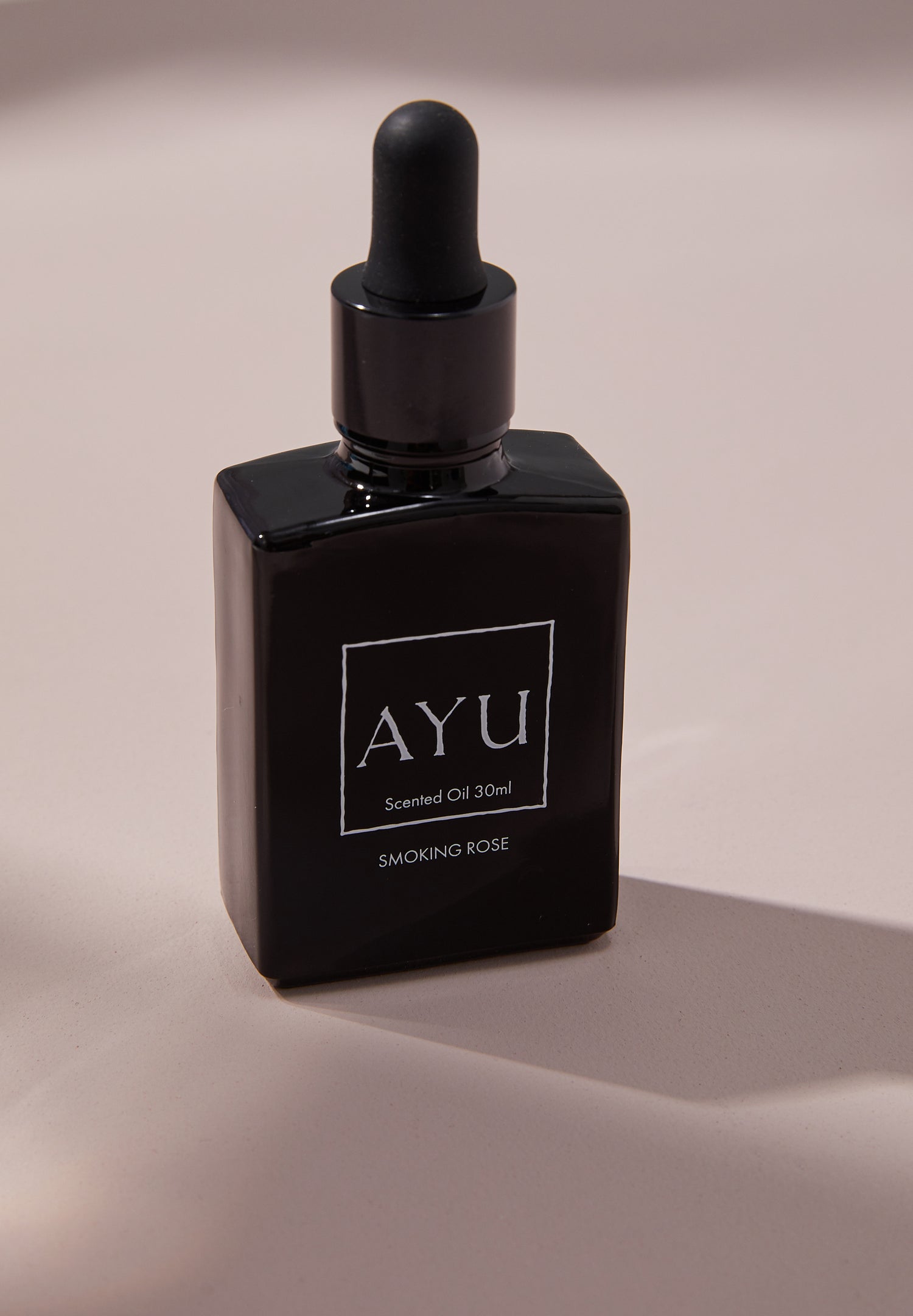 SMOKING ROSE PERFUME BY AYU